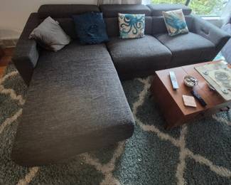 Custom electric Sectional soafa Like New! 