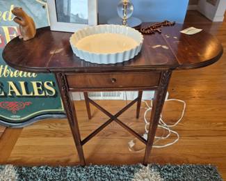 Antique drop leaf end table