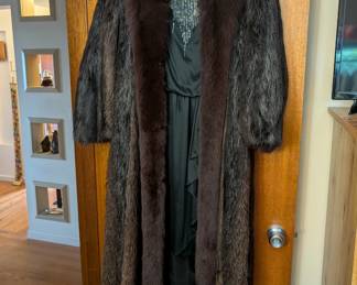 Vintage Marshall Fields mink coat.  Note : repairable cuts along arm seam 