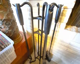 Fireplace tool set