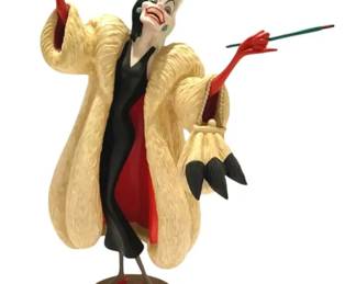 101 Dalmatians Anita, Darling Walt Disney Collectors Society Figurine