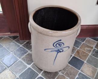  salt-glaze stoneware crock