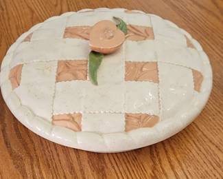Vintage Ceramic Peach Pie Keeper with Lattice Crust Lid