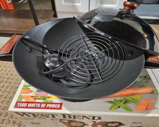West Bend Quart Electric Wok third image