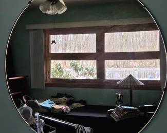 Round Beveled Edge Mirror