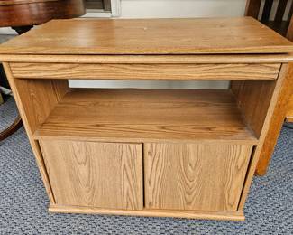 MidCentury Modern Oak Veneer Media Console or Sideboard