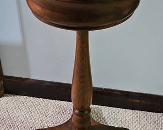 Antique QuarterSawn Oak Pedestal Plant Stand