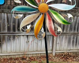 MultiColor Metal Flower Garden Spinner