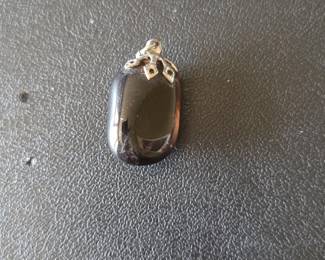 Pendant with Black Stone and SilverTone Bale second image