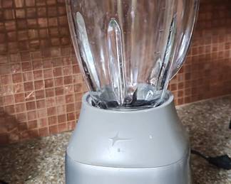 Oster Classic Series Speed Blender with Cup Glass Jar