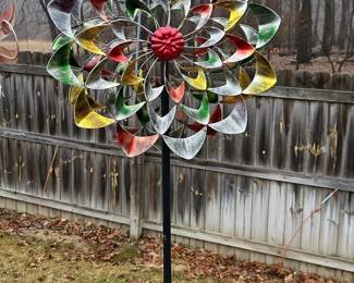 MultiColor Kinetic Garden Wind Spinner