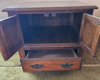 Ethan Allen Nightstand third image