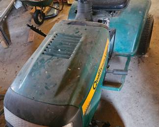 Weed Eater Riding Lawn Mower second image