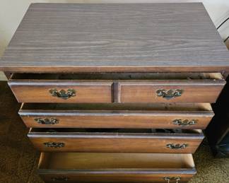 Ethan Allen Drawer Dresser second image