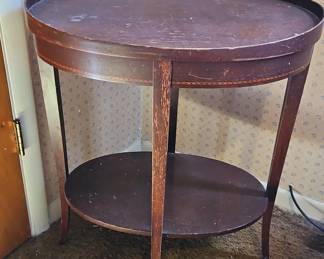 Mersman Oval Pedestal Side Table