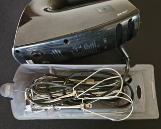 Hamilton Beach Hand Mixer second image