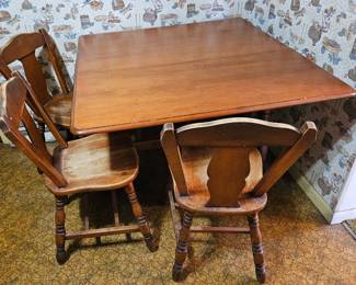 Pennsylvania House Maple Drop Leaf Table sixth image