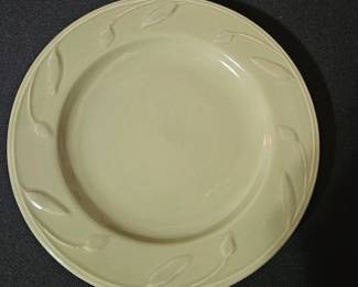 Sorrento Signature Stoneware Dinnerware Set second image