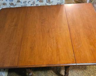Pennsylvania House Maple Drop Leaf Table second image
