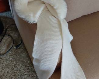 Womens Knit Scarf with Faux Fur Trim