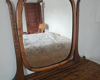 Tiger Oak Serpentine Dresser with Mirror third image