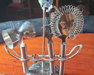 Whimsical Faces Bar Set