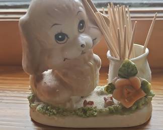 Ceramic dog toothpick holder