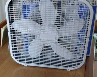 Holmes Inch cm Air Circulator Fan second image