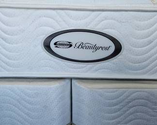 Queen Mattress Set second image