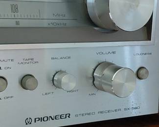 Vintage Stereo Receiver third image