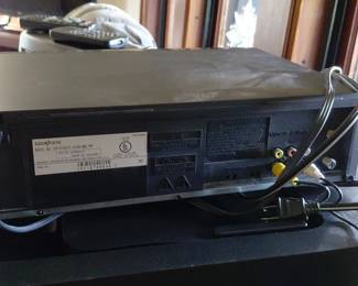 Broksonic VHFHSTS HiFi Stereo VCR third image
