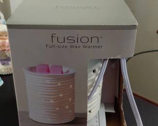Fusion FullSize Wax Warmer by Lillian