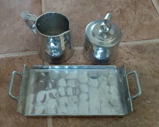 Hammered Metal Sugar and Creamer Set with Tray