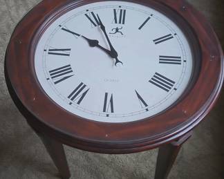 Round Wood Side Table with Clock