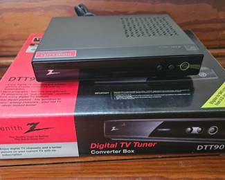 Zenith DTT Digital TV Tuner Converter Box second image