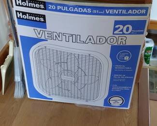 Holmes Inch cm Air Circulator Fan third image