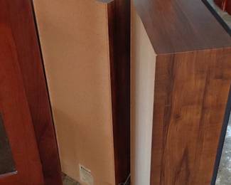 Sanyo SSG Floorstanding Speakers Pair fourth image