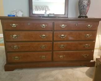 Bassett Double Dresser w/ Mirror