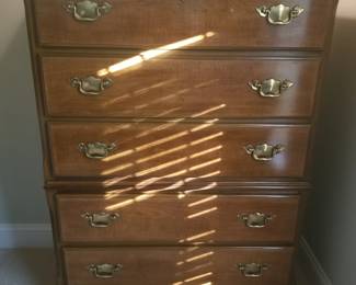 Bassett Chest 0f 5-Drawers 
