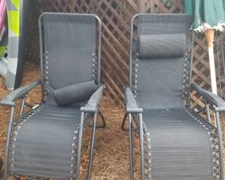Reclining Patio Loungers 