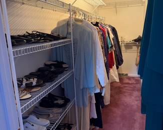 Woman's Clothing shoes and bags