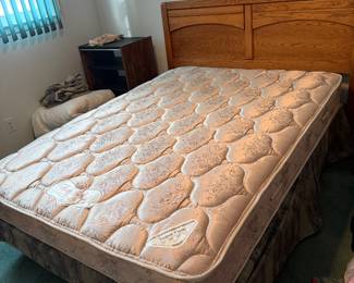 5 Piece Solid Oak Bedroom Set