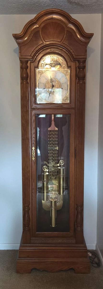  01 Howard Miller Grandfather Clock