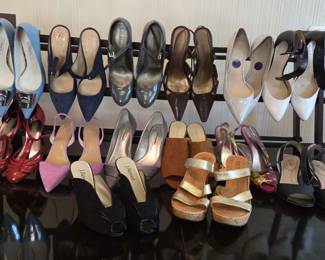 Womens Size 8.5  9 Shoes