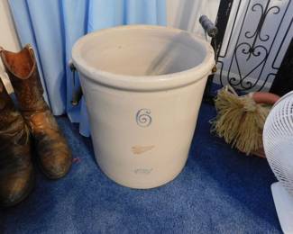6 gallon Red Wing Union stoneware crock, circa 1915