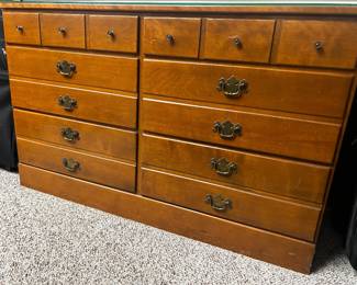 Vintage Maple Server