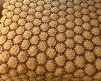 Vintage Daisy Afghan