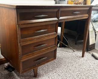 Vintage Sewing Cabinet - Singer Futura II - use as great desk!