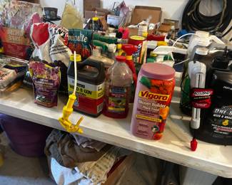 Lots of Gardening Items