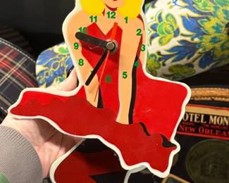 Vintage Pop Art Clock